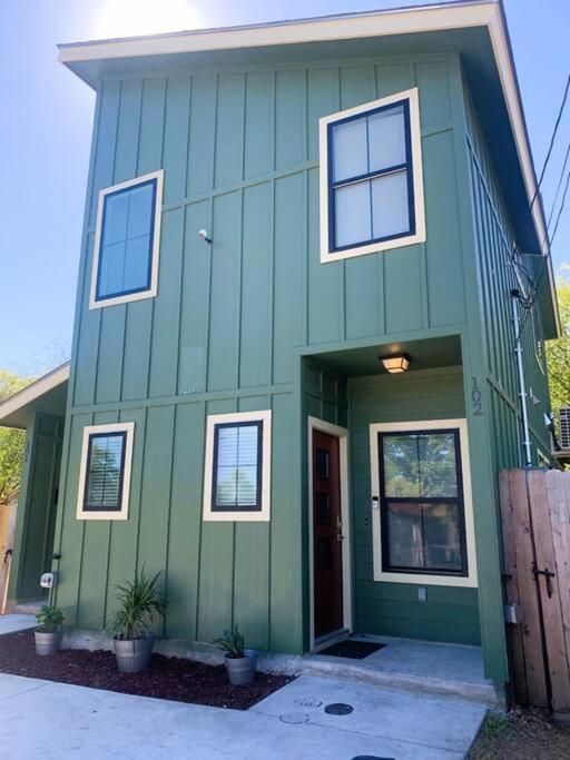 Secret Garden Apartment San Antonio Exterior photo