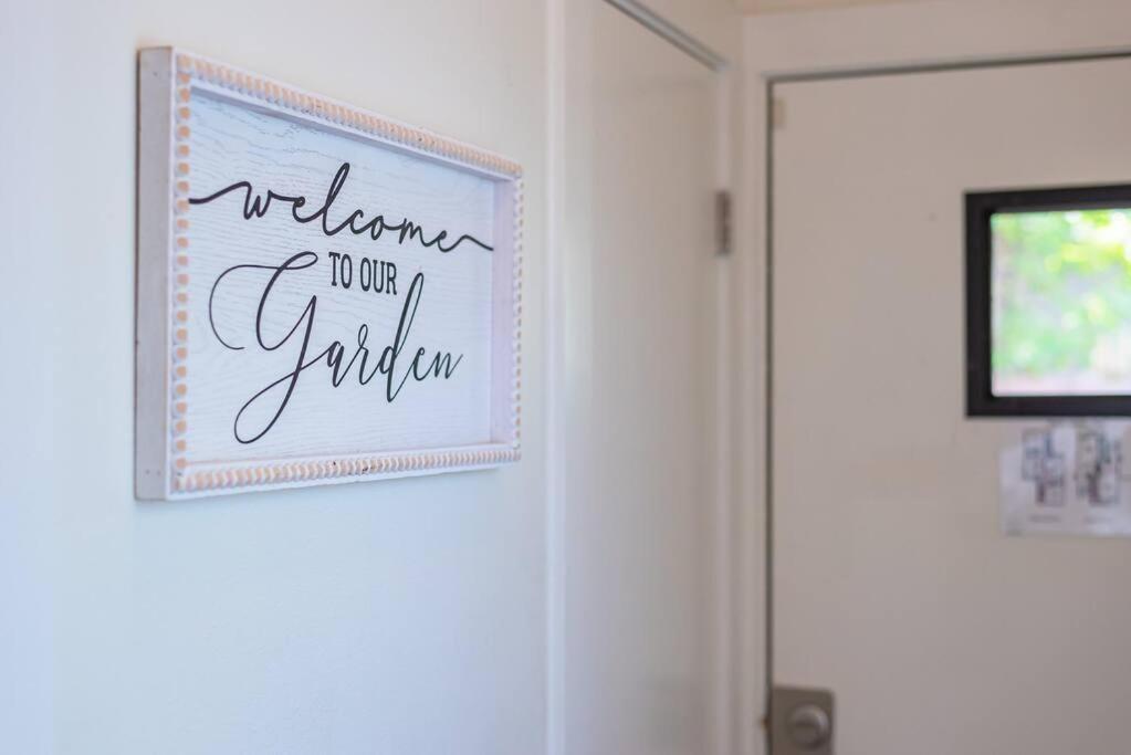 Secret Garden Apartment San Antonio Exterior photo
